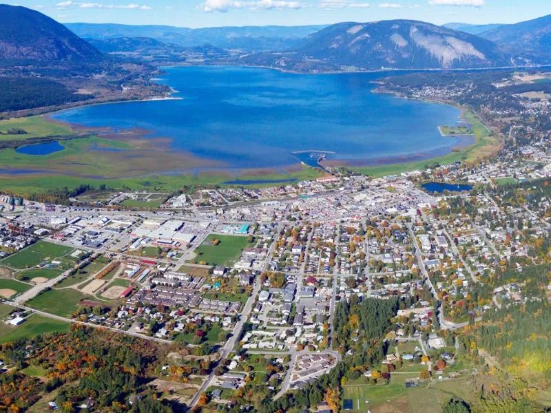 Panoramic view of Salmon Arm and Shuswap Lake